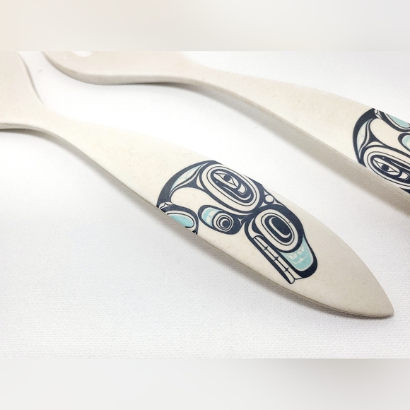 🕳️ Indigenous Art Set - Whale Serving Fork and Spoon - Picture 2 of 5